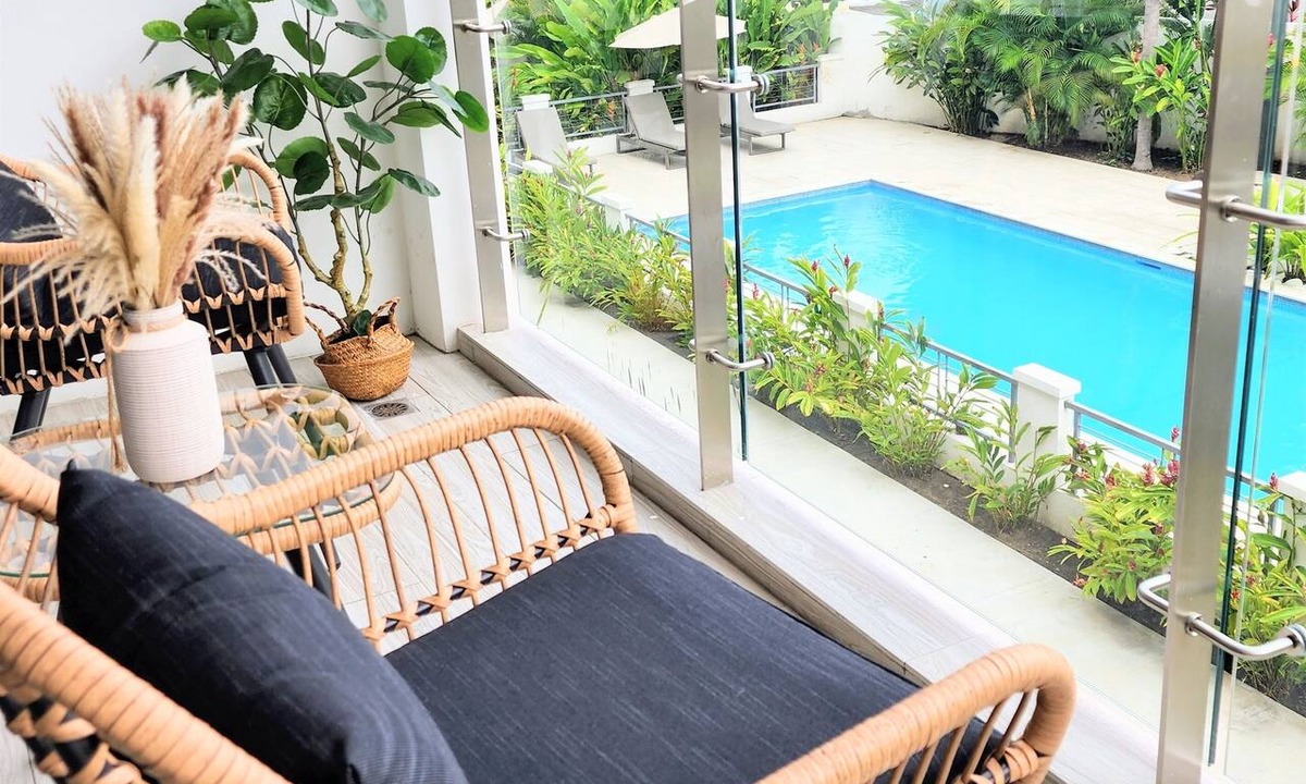 Saint Andrew Apartment | 24/7 Secured Lux 1B/R w/Pool by the Echelon