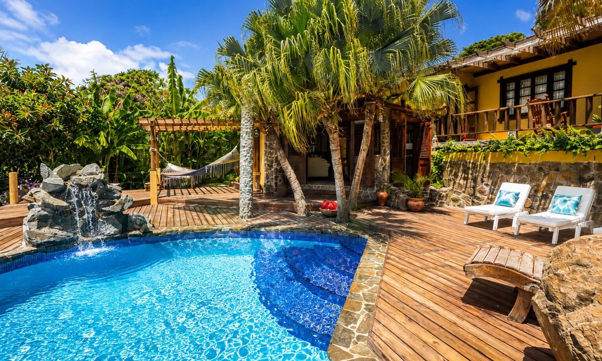 Cap Estate House | 3 bedroom Villa with Pool + Ocean Views - Overlooks Golf course