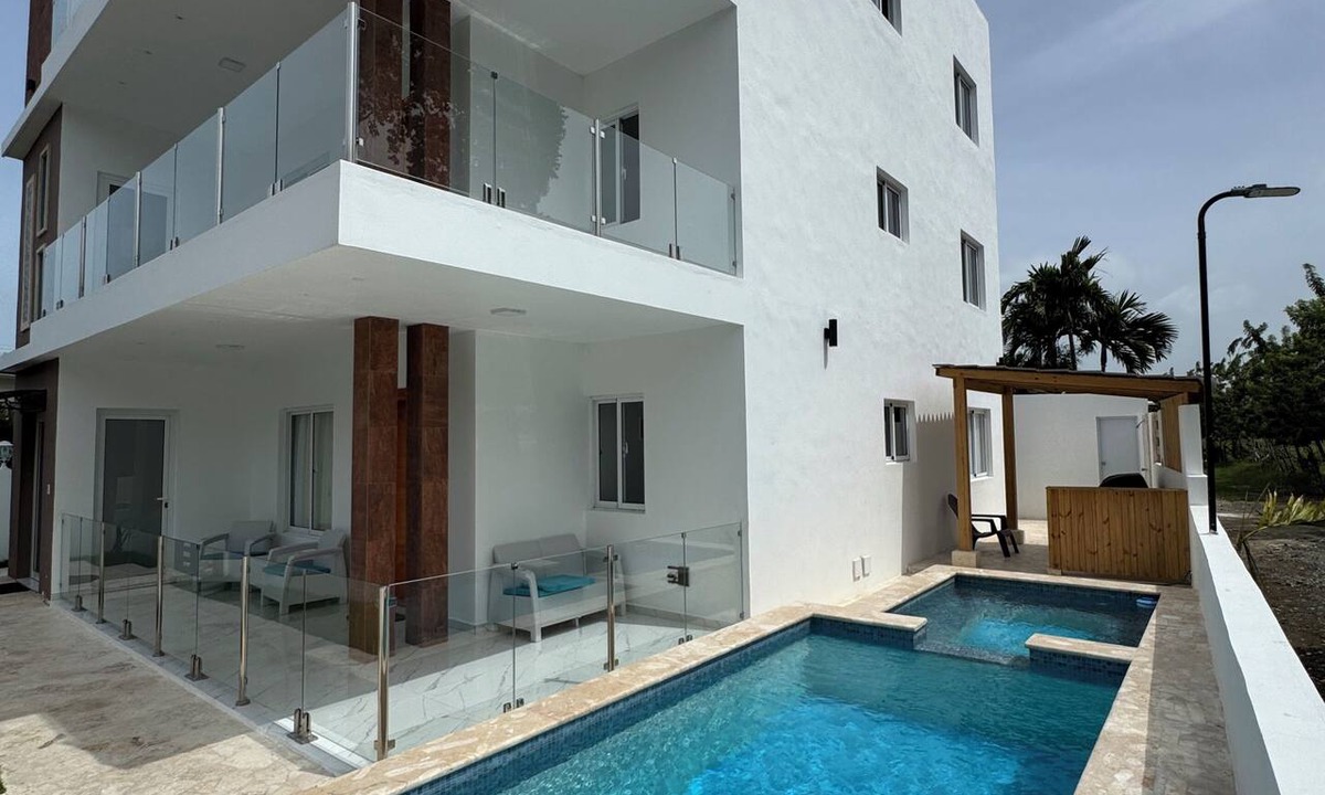Los Brazos Apartment | 35 Min POP Airport Modern Oasis Near Beach