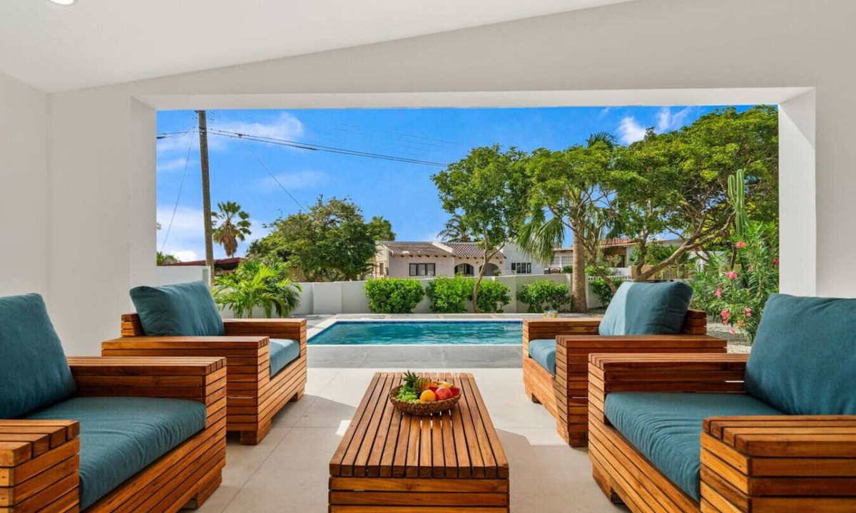 Ponton House | 3BR Villa | Pool oasis, BBQ, AC | Modern Amenities