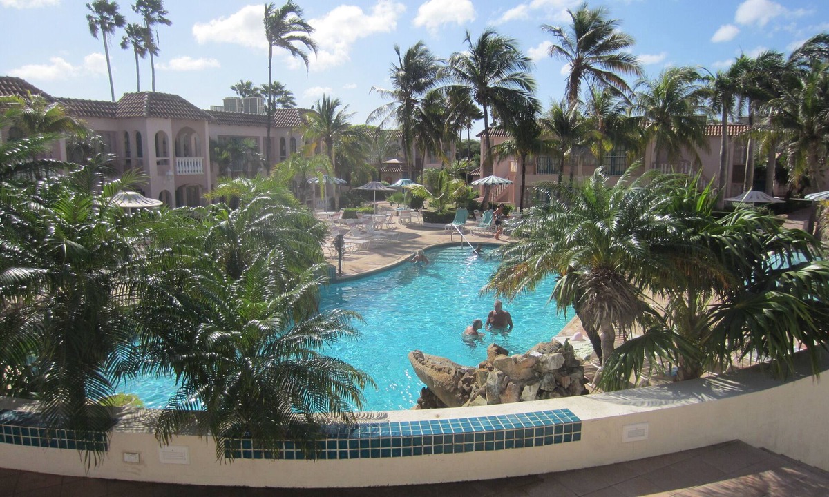 Palm Beach Condo | Affordable Family Friendly Getaway For Summer 2019!