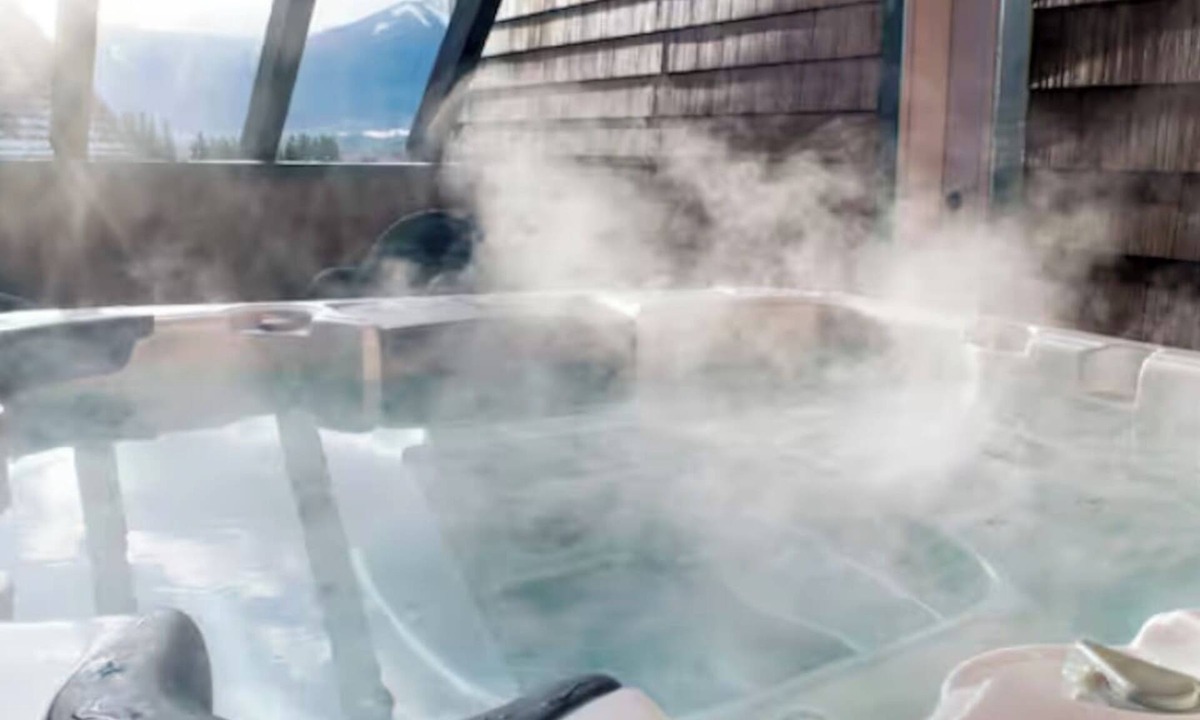 Canmore Condo | Amazing Penthouse-Private Hot Tub #5 of 5 - 405