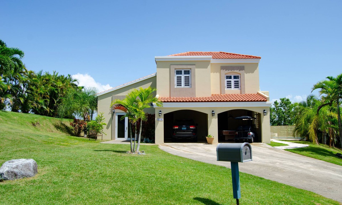 Candelero Abajo House | BACK TO BUSINESS Golf Cart,Swimming Pool, generator & Breathless Scenic Views!