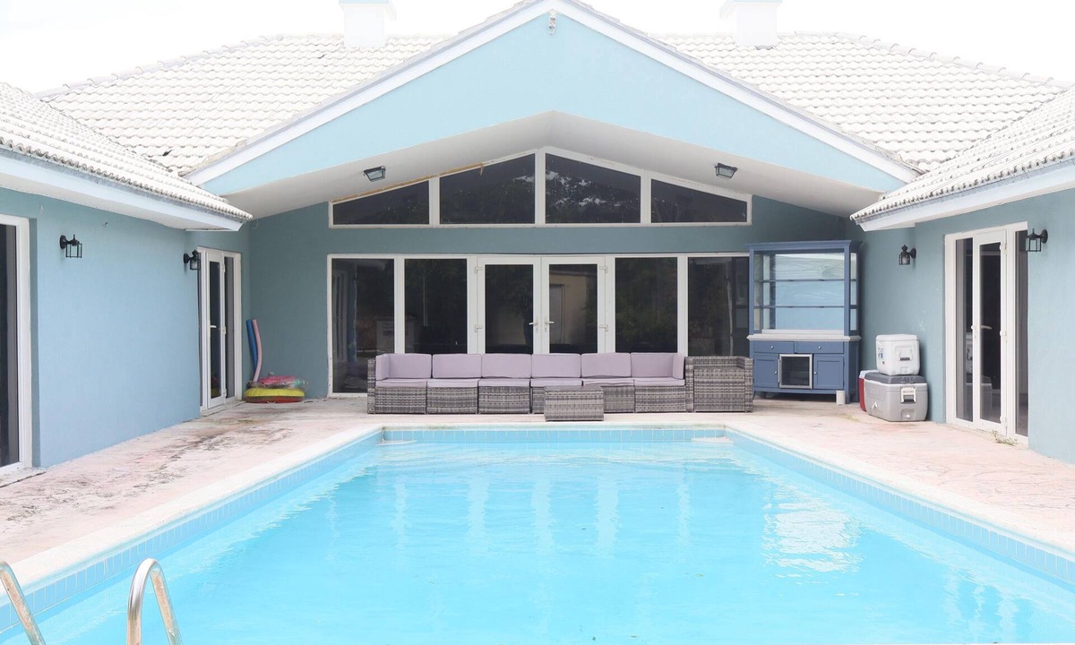 Bahamia West House | Bahamia Oasis w/Private pool - Relax in Freeport