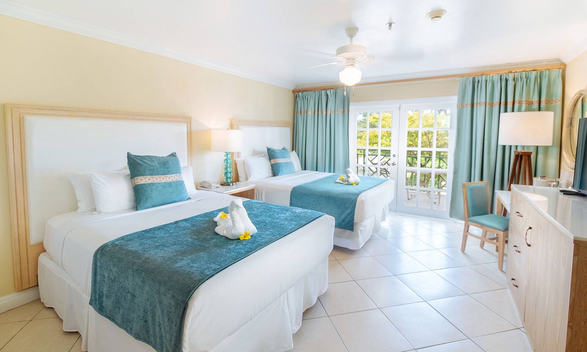 Rodney Bay Hotel | Bay Gardens Beach Resort and Spa