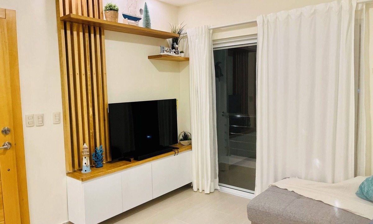 Los Melones Apartment | Bayahibe Beach Apartment with 2Bed, 1Bath, Walk to Beach, Pool, Balcony, AC