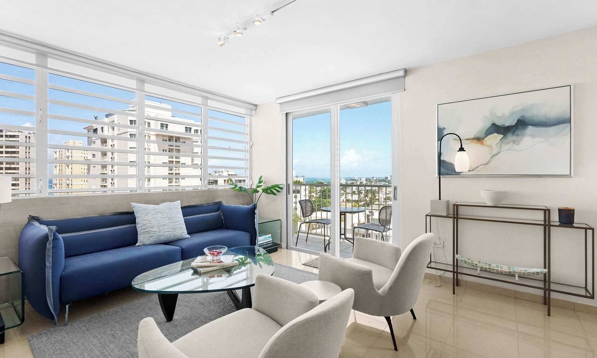 Parque Apartment | Beach Walk Retreat | Stylish with Stunning Views