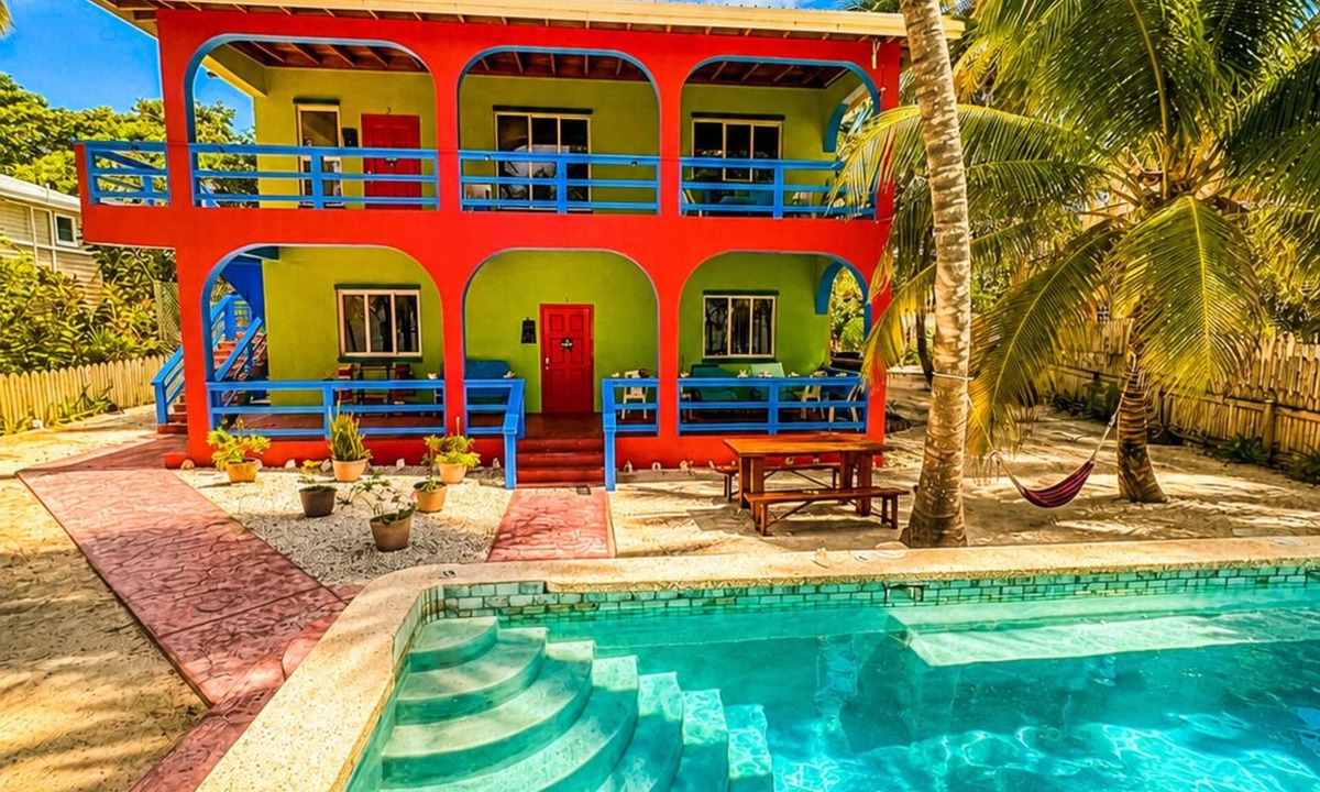 San Pedro House | Beachfront 4BR/4BA Home w/Private Pool, Dock & Stunning Ocean Views