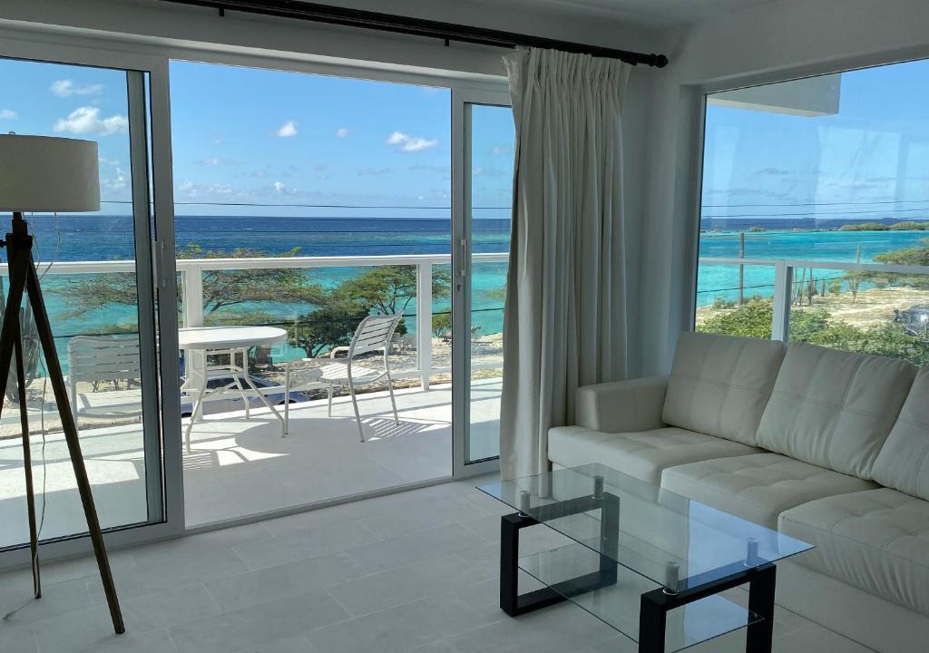 Savaneta Apartment | Beachfront Bella Horizonte 5