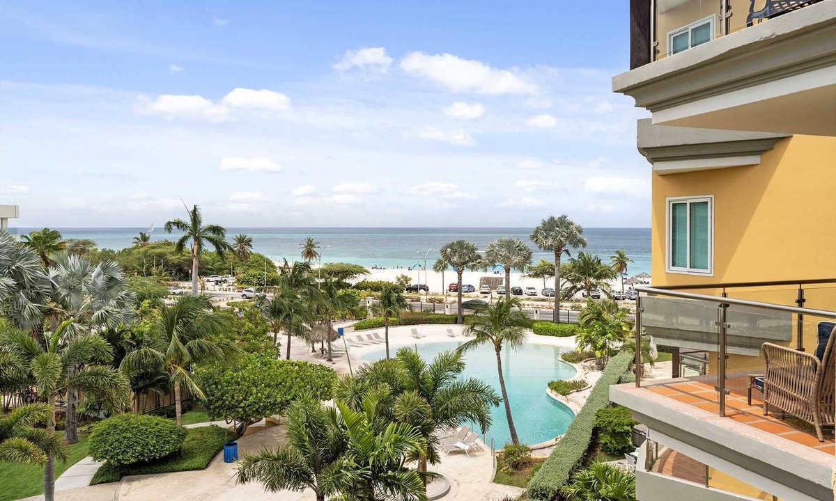 Oranjestad-West Condo | Beachfront - Glamour View 2BR condo - E422-2
