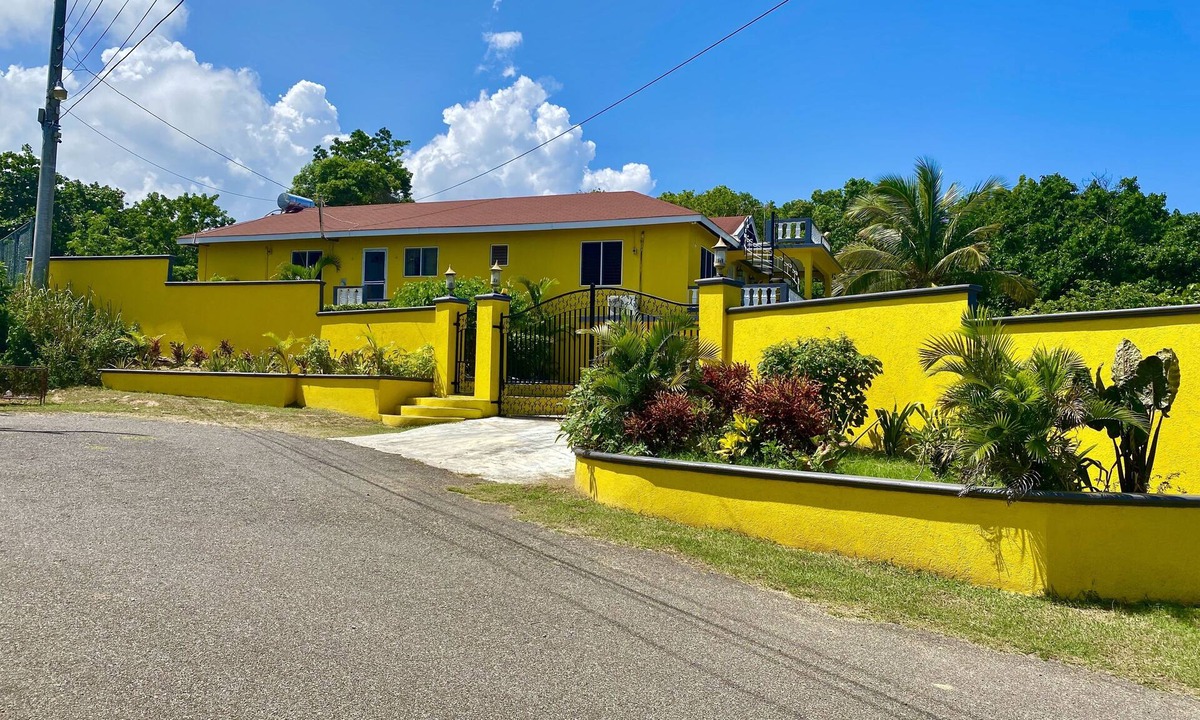 Silver Sands Villa | Beautiful Yellowbird Villa – Your Perfect Escape in the Sun!