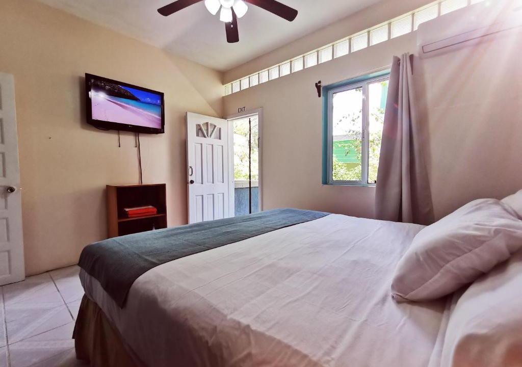 San Pedro Hotel | BELIZE TROPICAL DREAM VILLAS