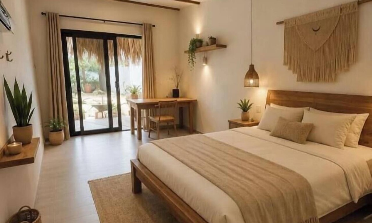 Pos Chiquito Hotel | Boutique Studio | King Bed & Pool | Unit 1 | Aluna