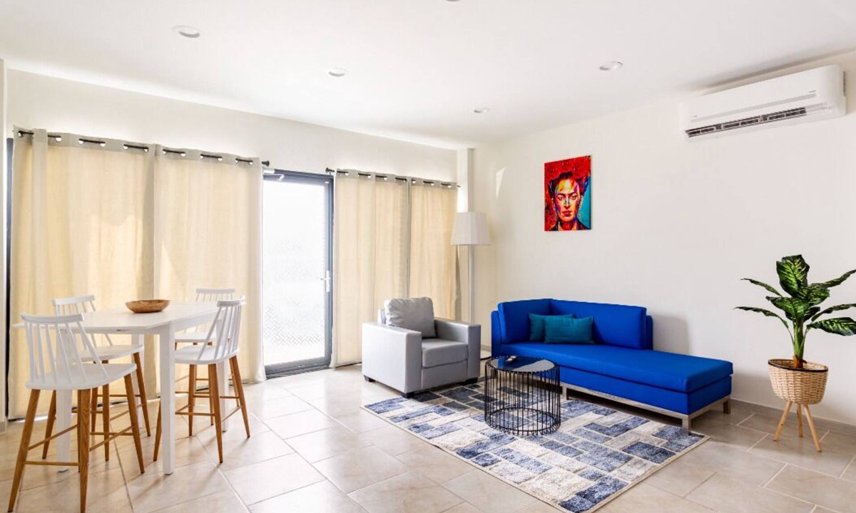 Bushiri Apartment | Bushiri's Long Life Building-2BD/1BA APT-Sleeps 4