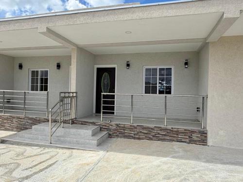 Bois d'Orange Villa | Careffe Gardens Breezy Hilltop Villa