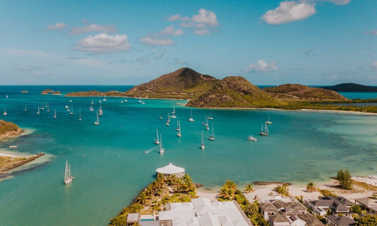 Jolly Harbour Boat Rental | Caribbean Bliss: Sun-Soaked Sailing Adventure from Antigua y Barbuda to Santa María, Puerto Alegre