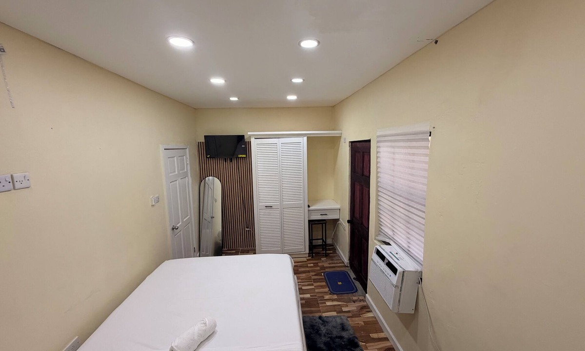 St. George's Apartment | Charming 1-bedroom apartment in pleasant Saint George's with AC