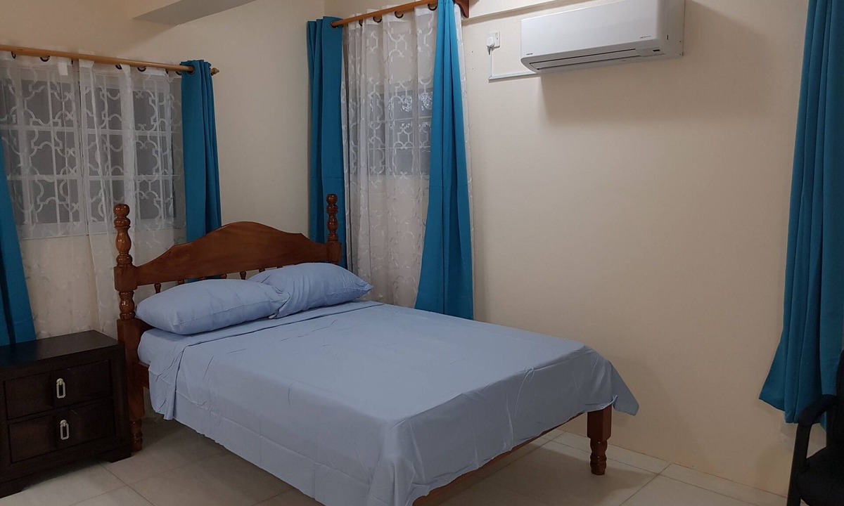 Lance aux Epines Apartment | Charming 2-bedroom 2 bathroom apartment with AC in upscale an area in St. George