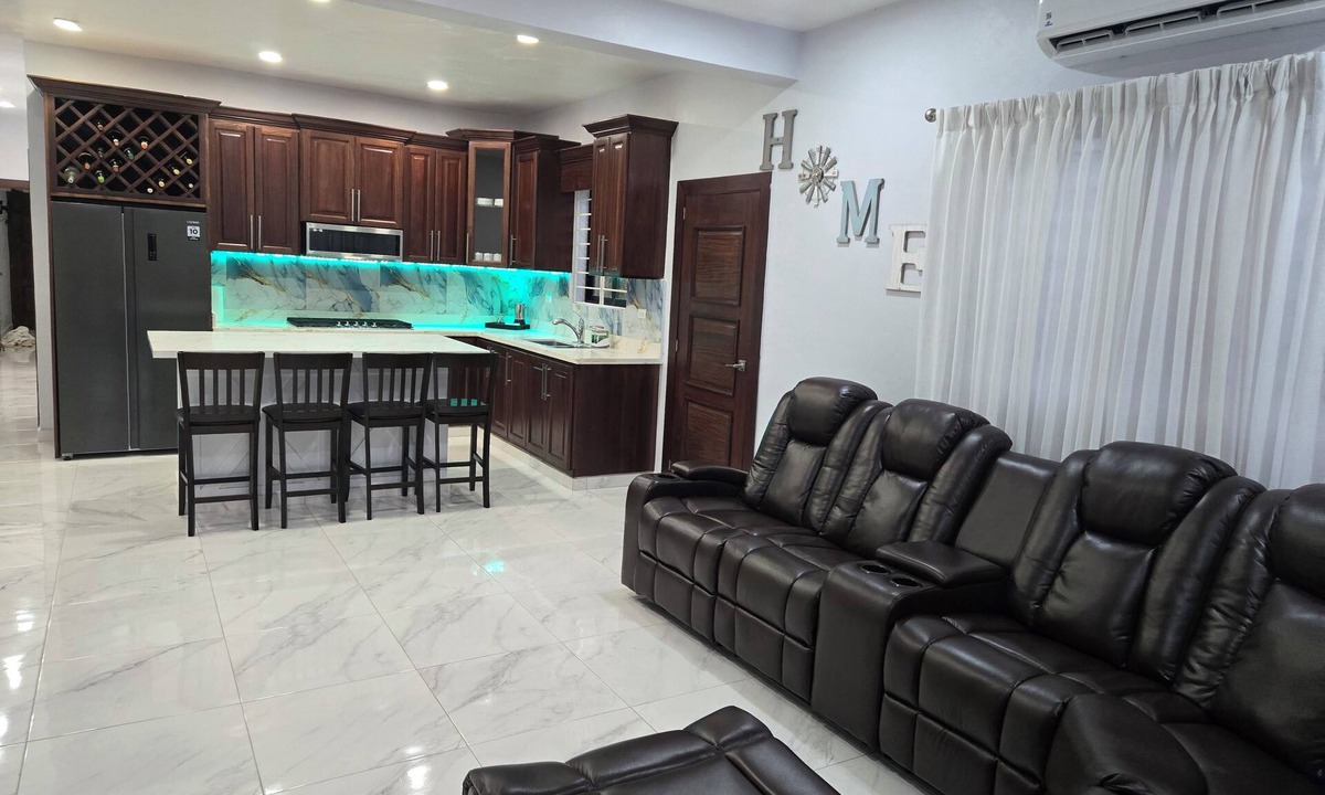 Salcedo House | Charming 2-bedroom 4 bed 2-full bathroom with AC in Monte Adentro Salcedo