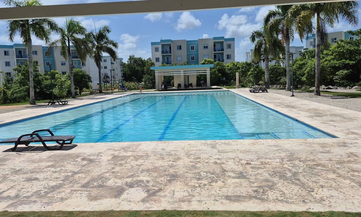 Veron Apartment | Charming 2-bedroom apto gated community pools playgrounds perfect to get away