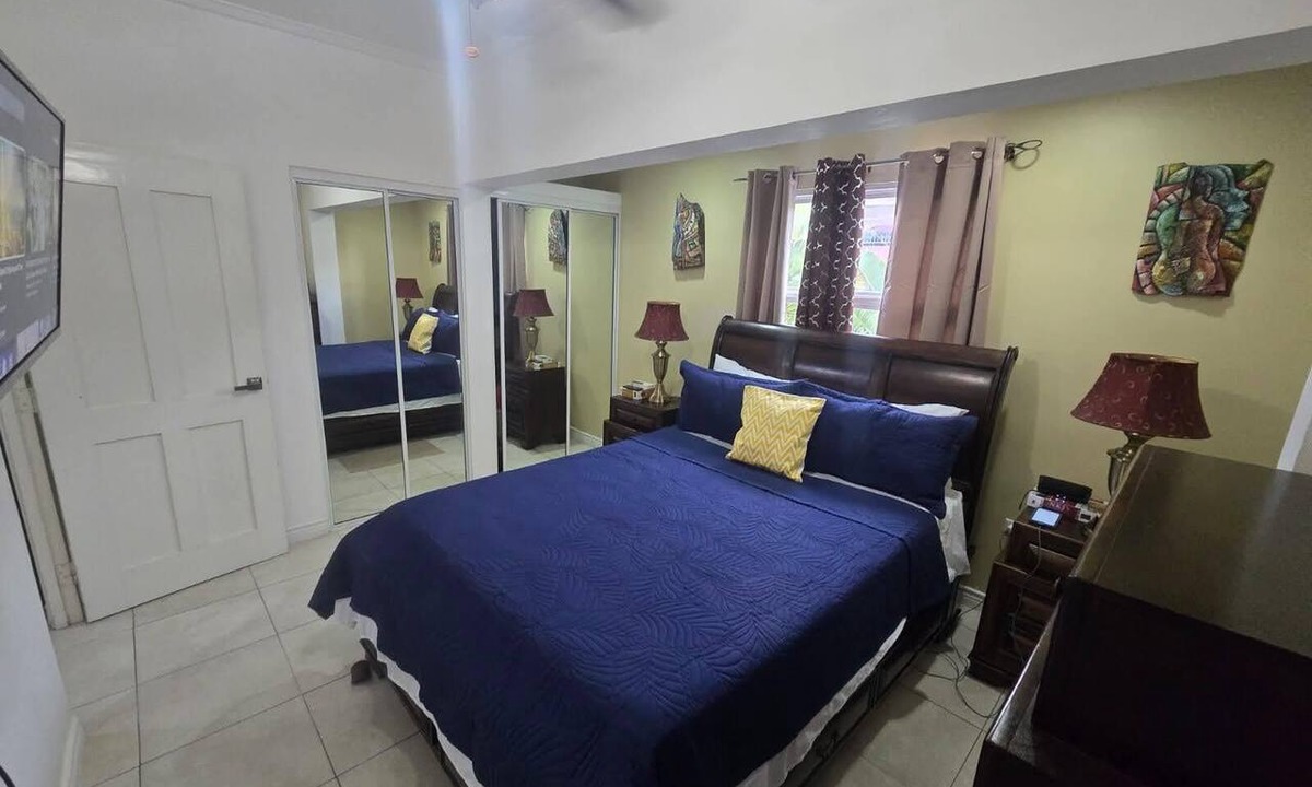 Eden Gardens Apartment | Charming 2-bedroom Penthouse apartment @The Bromptons New Kingston w/pool & gym