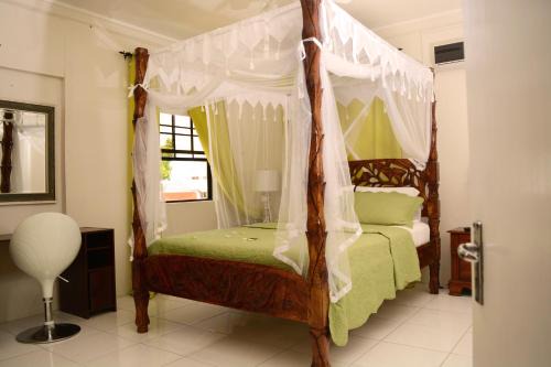 Soufriere House | Church Street Guest House