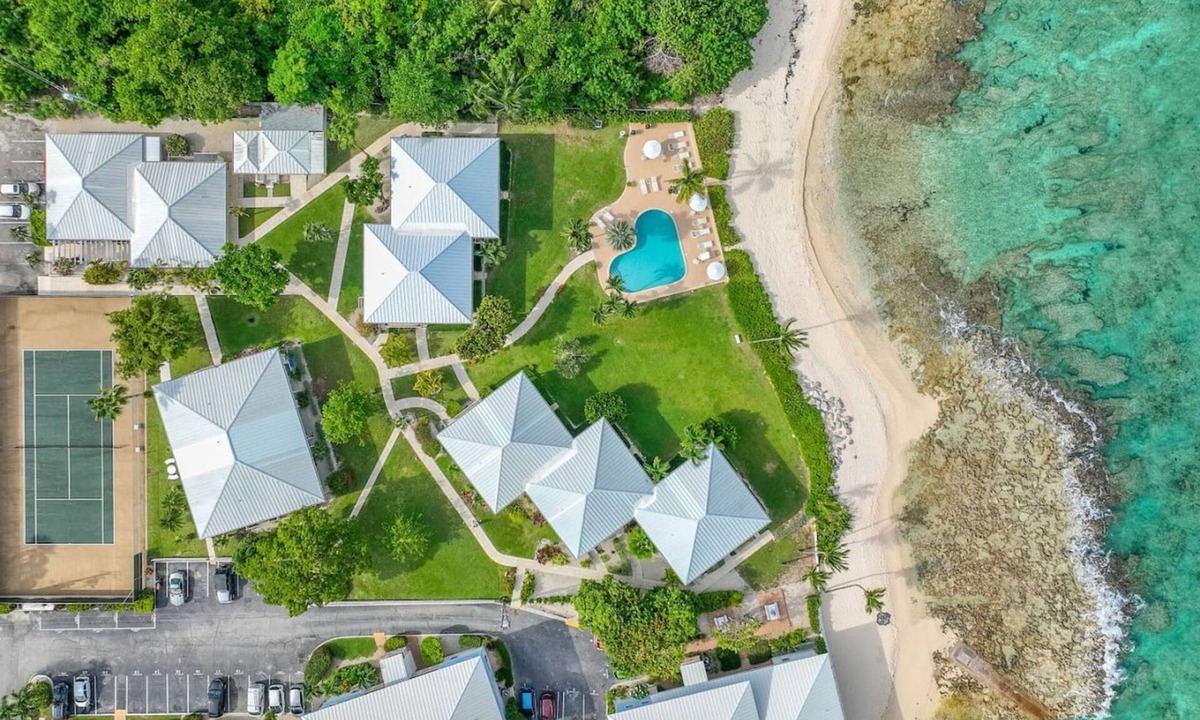 Seven Mile Beach Apartment | Cocoplum 9 in George Town