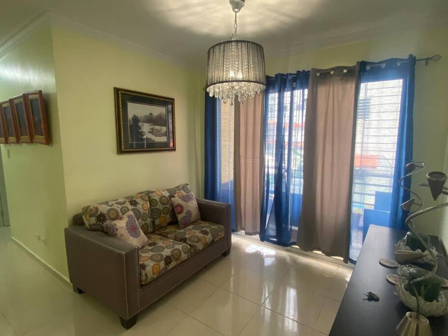 Santo Domingo Este Apartment | comfortable 3 bedroom condo with free parking spot building 5