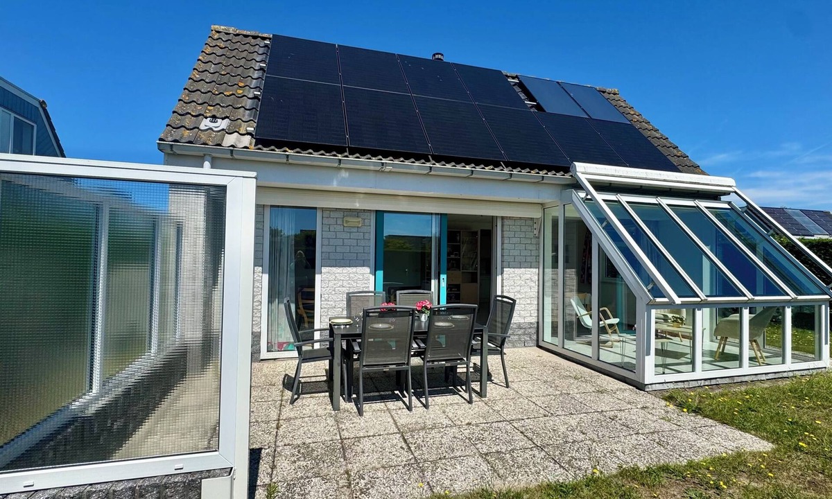 Sint Maartenszee House | Comfortable bungalow for 6 people, 3 bedrooms, in walking distance from the beach