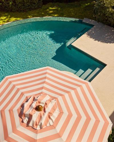 Dunmore Town House | Coral Sands Villa w/Private Pool – Steps to the Beach & Full Resort Amenities