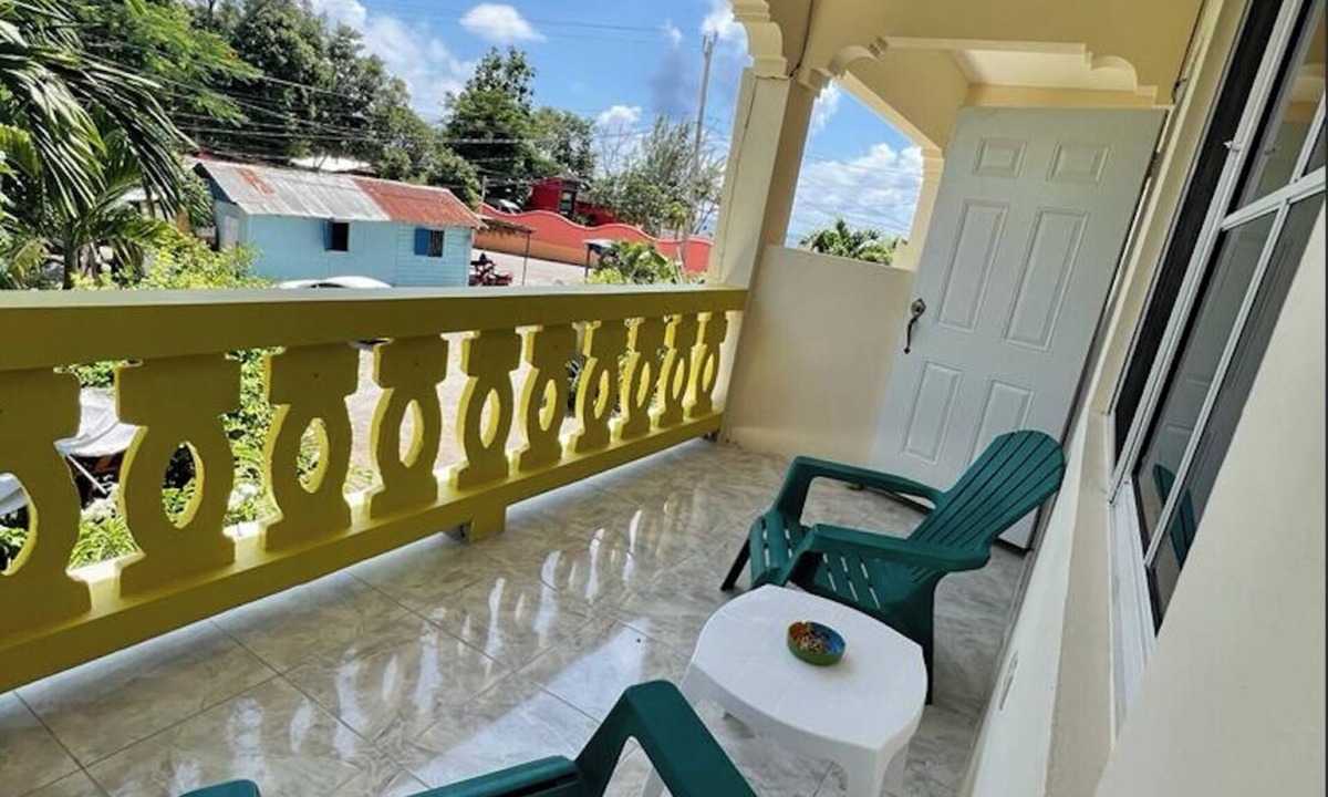 West End Apartment | Cozy Apartment near the beach in Jamaica