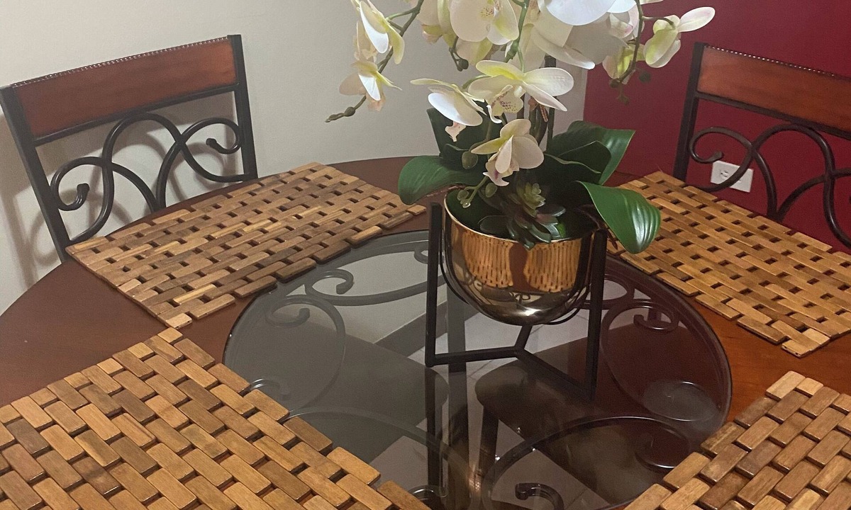 Portmore Villa | Cozy Beachfront Villa
