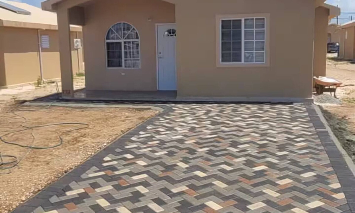 Portmore House | Cozy Escapes 876: Secure 2BR with AC, Parking & near Beaches