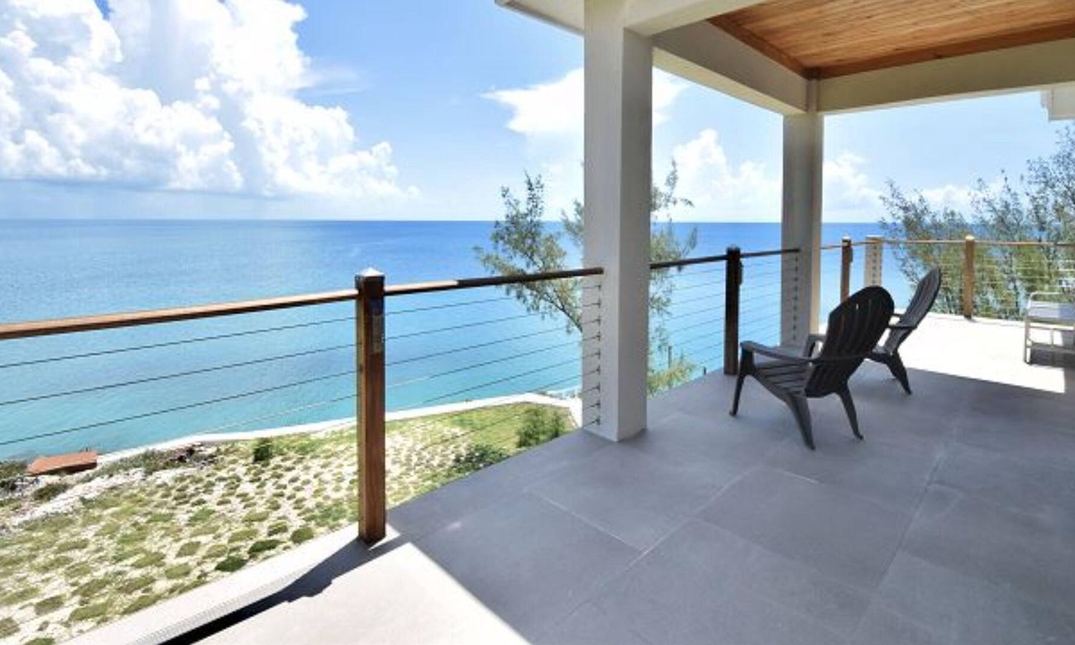 Governor's Harbour House | Cupid's Way by Eleuthera Vacation Rentals