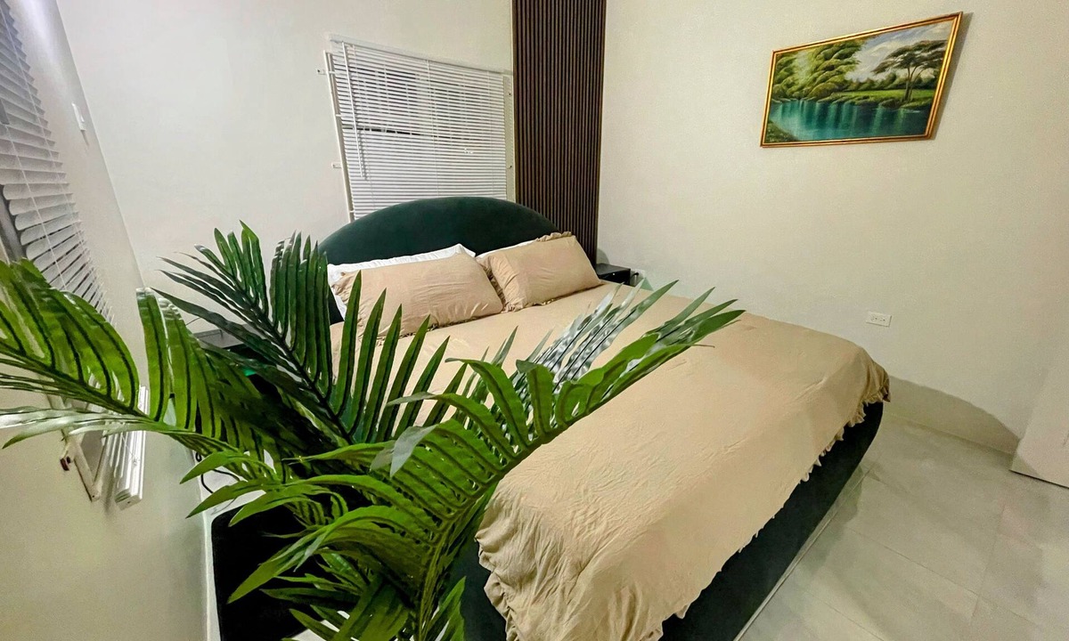 Discovery Bay House | Discovery Bay Villa