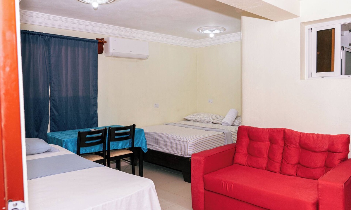 Corales del Sur House | Double Room Near SDQ Airport Fast Wi-Fi Santo Domingo Este