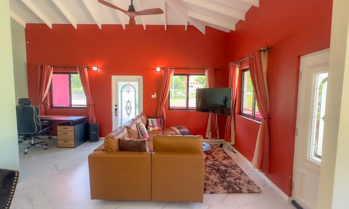 Canaries House | En Bar Terre Villa: Rooted in Canaries. Raised in Luxury.