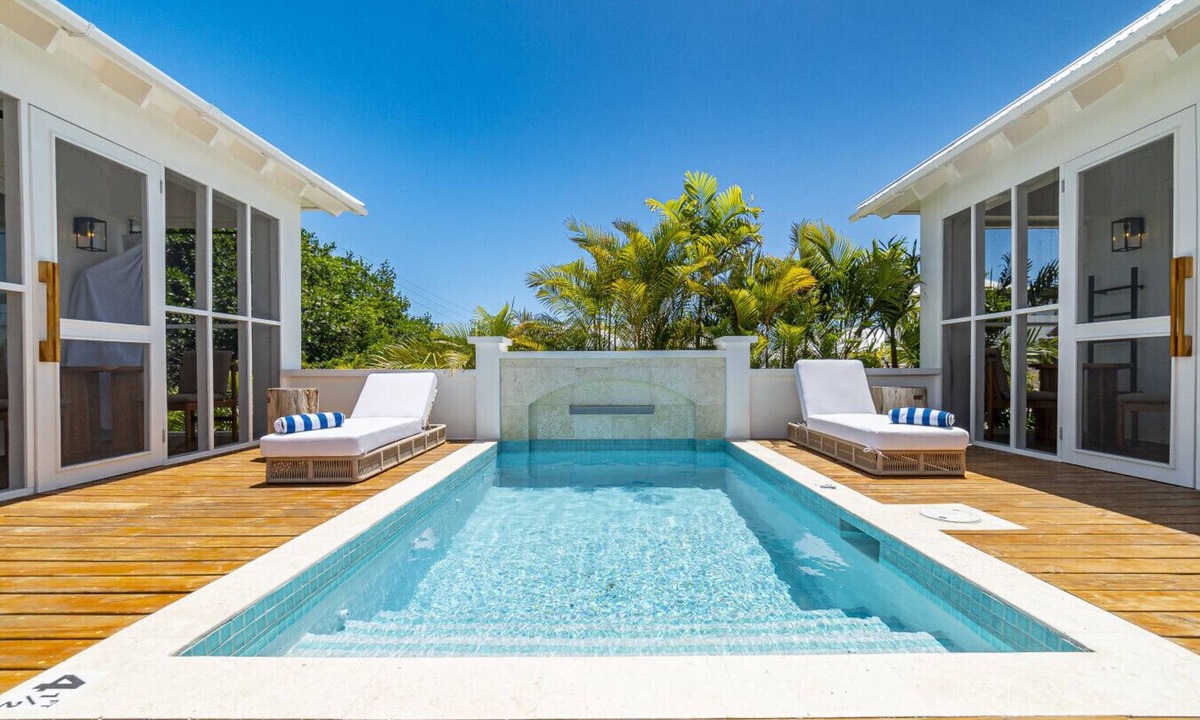 San Pedro Cottage | Endless Summer C &Mistico Beach Club+Boat Shuttle