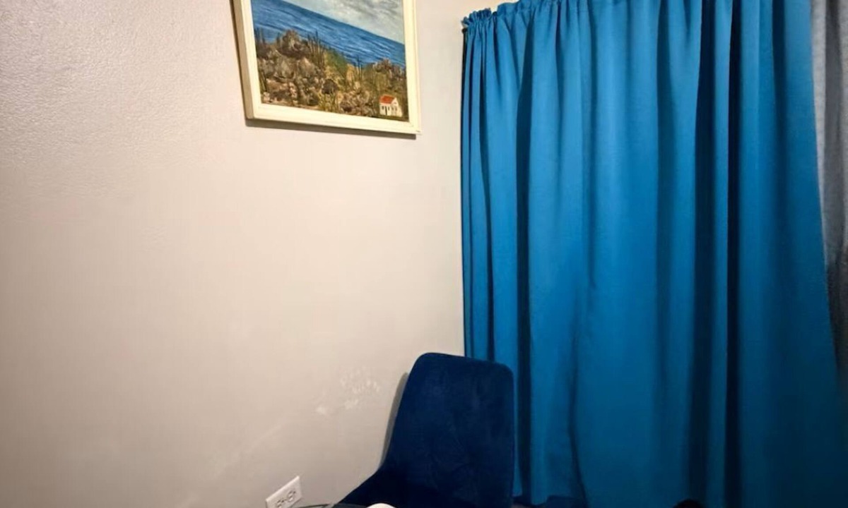 Savaneta Apartment | Enjoyable studio with AC in charming San Nicolas