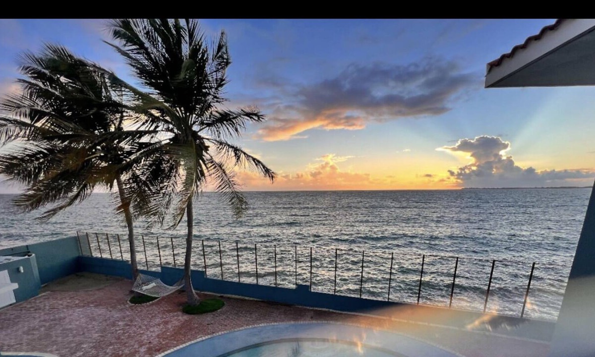 San Juan Other | Exceptional Oceanfront Home with Pool