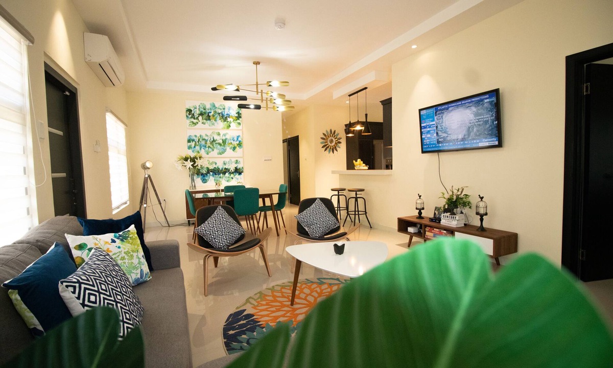 Ocho Rios House | Family friendly, contemporary home w/rooftop terrace - 5 min from the beach