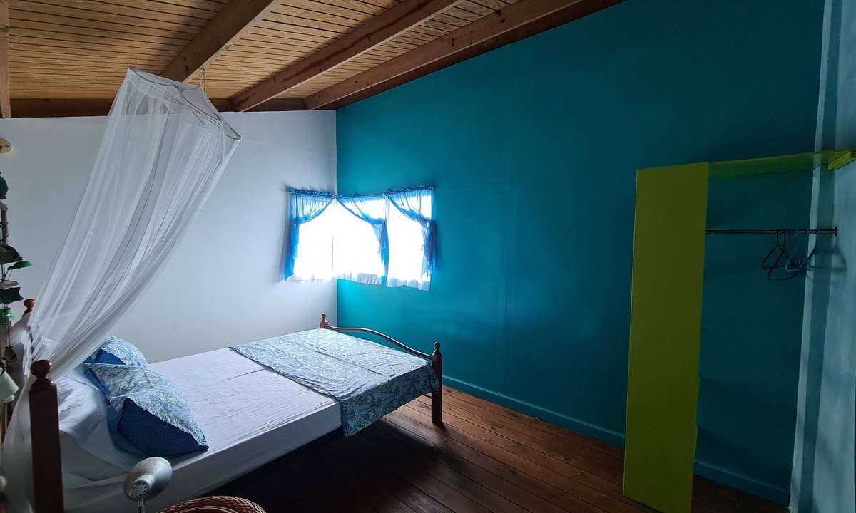 St. Patrick Cottage | FISH COTTAGE Almost Paradise