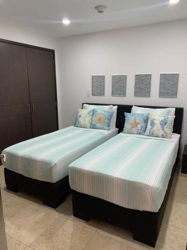 Oranjestad-West Apartment | Good vibes, lovely sea and Breeze OASIS at Eagle Beach ARUBA