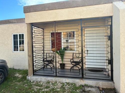Spanish Town House | Grace