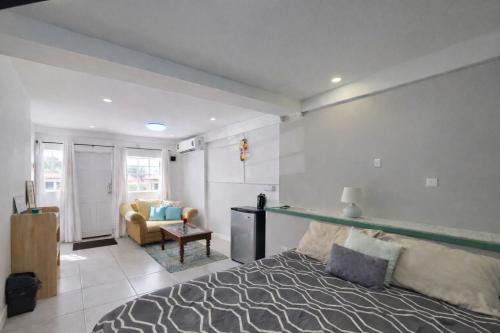 Corinthe House | Green Serene Apartments
