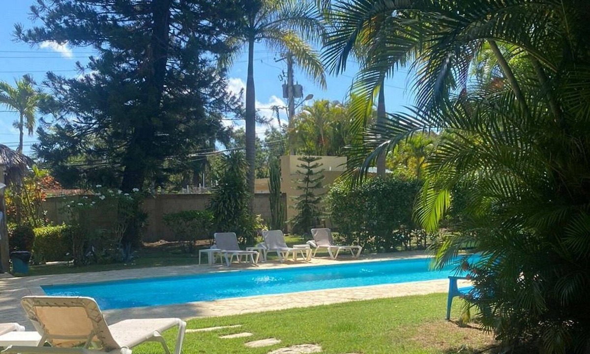 Urbanizacion Tavarez House | Guest-friendly bungalow with pool in tropical garden, near all
