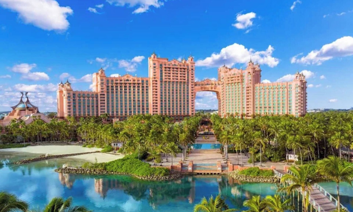 Paradise Island Apartment | Harborside Resort - One Bedroom Premium - Full Resort Access