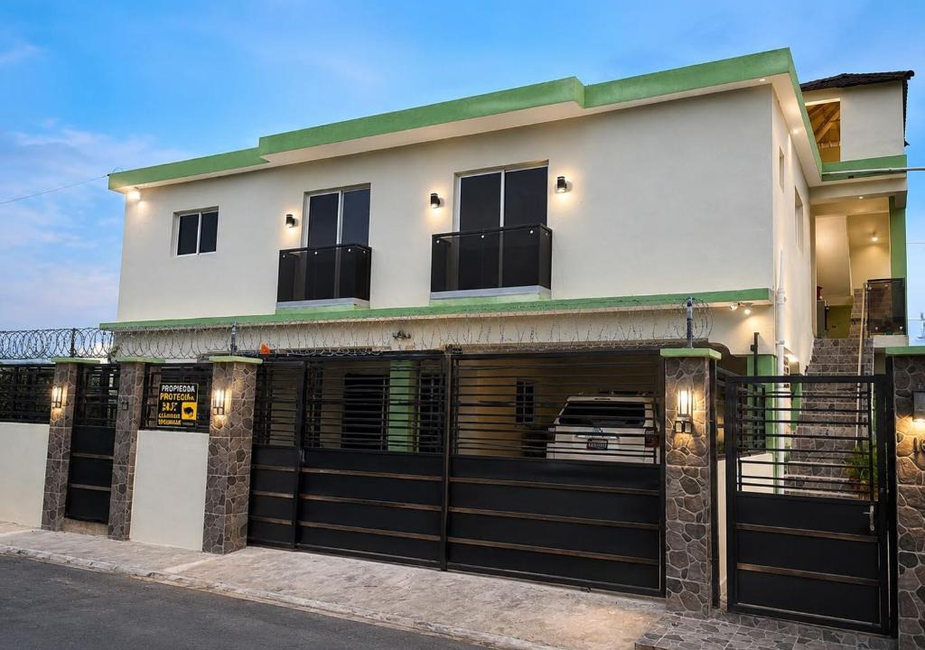 Cayetano Germosen Apartment | HERGOZ Apartamentos