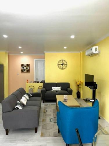 Castries Apartment | Hidden Zen 108 with rental vehicle access