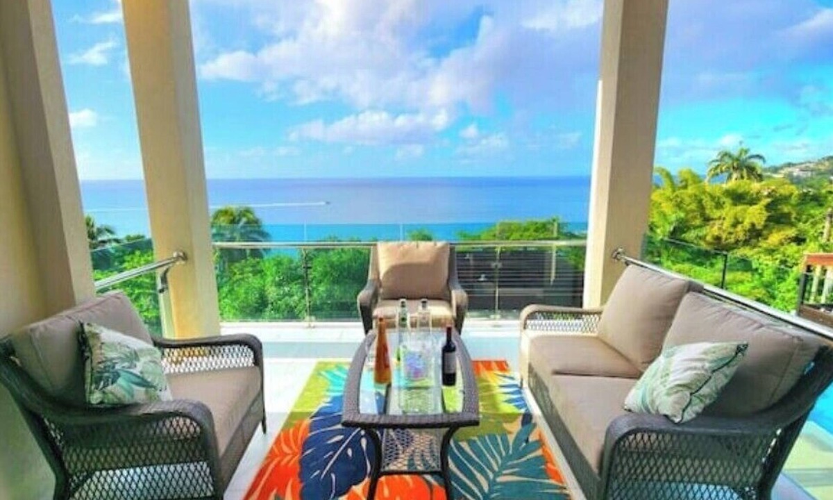 Castries Villa | Homey 1 K-Bed Villa with Living Rm Sofa Bed. Ask about 2nd Rm w/Bunkbed Option